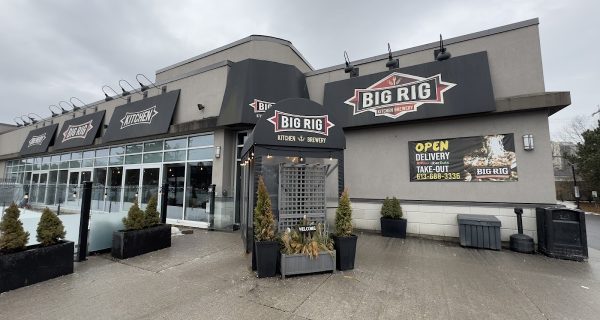 Big Rig Kitchen & Brewery – Iris