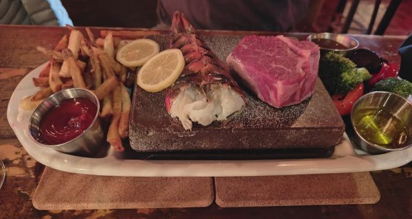 Crazy Horse Stonegrill Steakhouse & Saloon photo 5