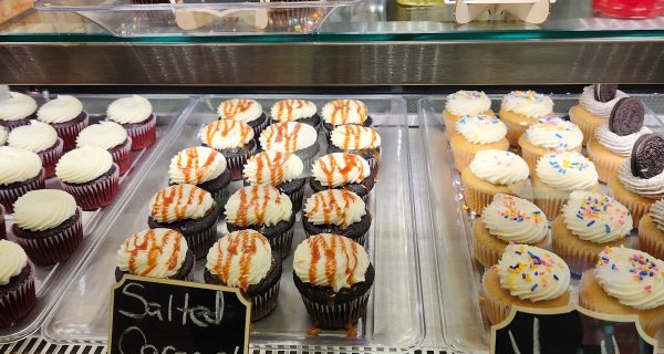 Esther’s Cakes N Sweets