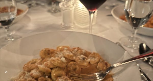 Giovanni’s Restaurant photo 4