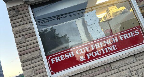 Louis Pizza (McArthur, Ottawa)