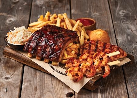 Montana’s BBQ & Bar photo 2