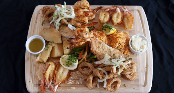 Paréa Authentic Greek photo 2