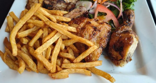 Portugalos Restaurant Gatineau photo 4