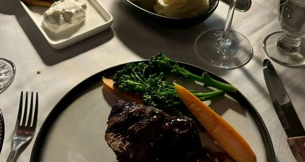 Rosebowl Steak & Seafood photo 4