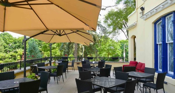 Signatures Restaurant