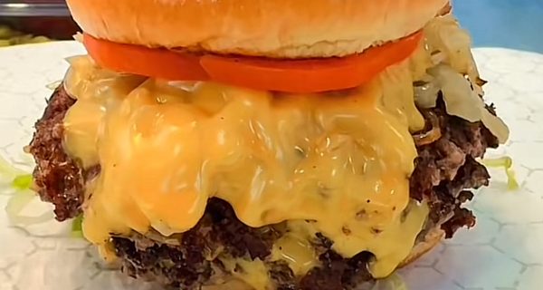 Skinny George’s Smash Burgers & cheesesteaks photo 4