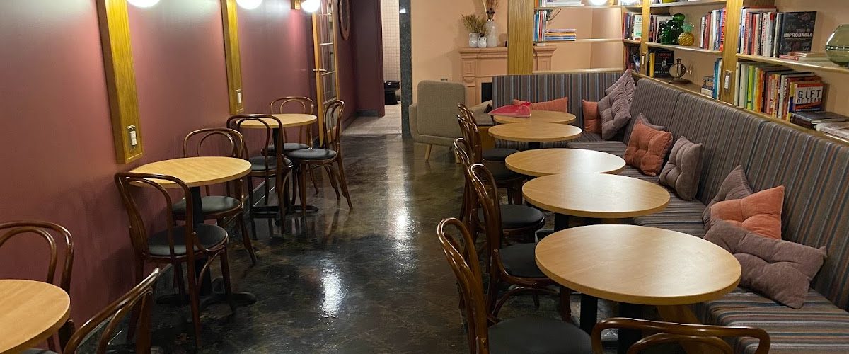 Ten Toes Coffee House