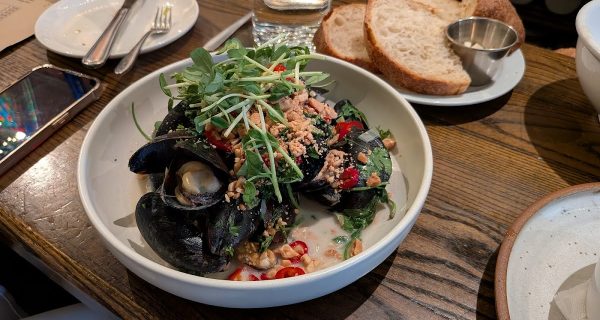 The Whalesbone Bank Street photo 5