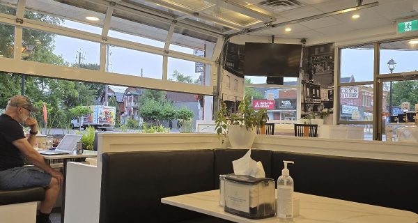 Strand Shawarma & Cafe: Poutine, Fish & Chips, Pizza and Desserts. photo 4