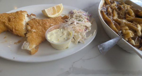 Strand Shawarma & Cafe: Poutine, Fish & Chips, Pizza and Desserts. photo 5